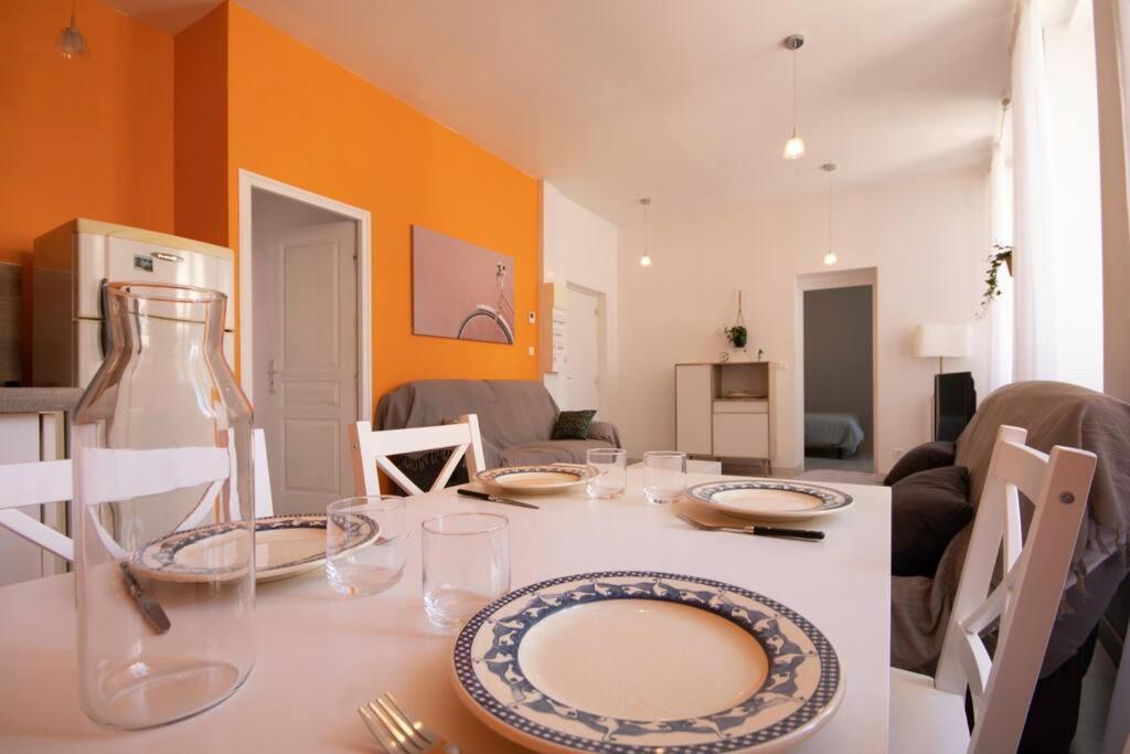 La Fontaine Neuve-Avallon-5 Personnes-1 Chambre-3 Lits-Parking-Wifi Ngoại thất bức ảnh
