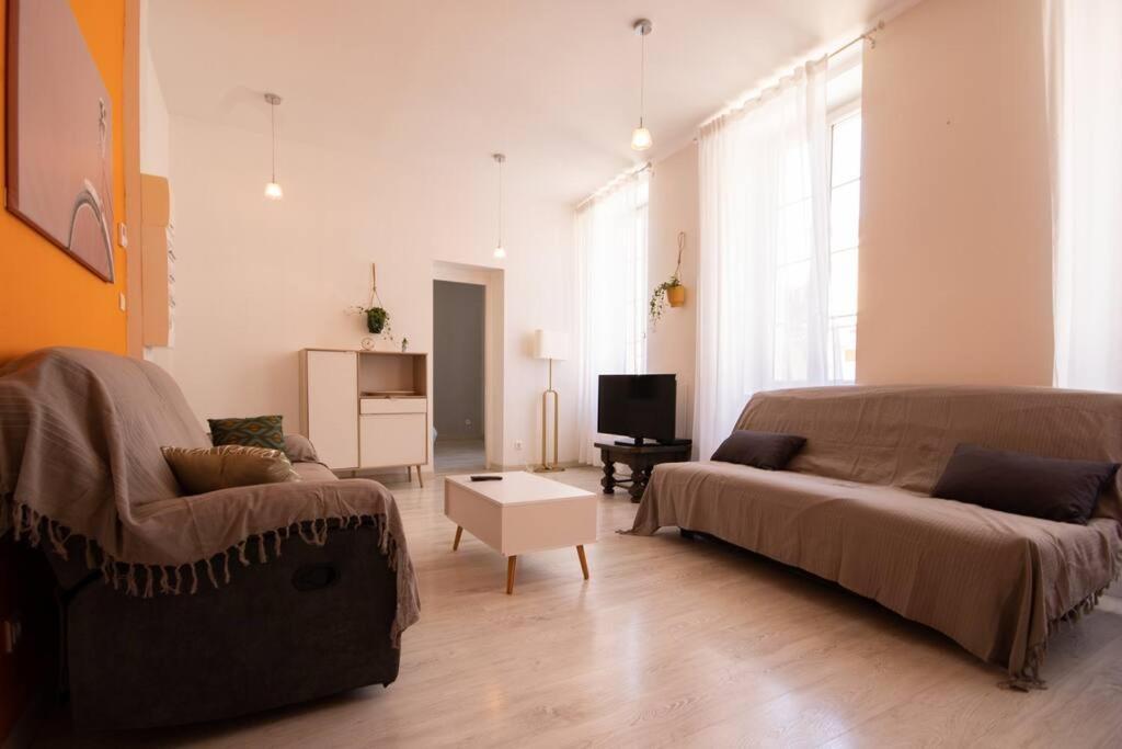 La Fontaine Neuve-Avallon-5 Personnes-1 Chambre-3 Lits-Parking-Wifi Ngoại thất bức ảnh