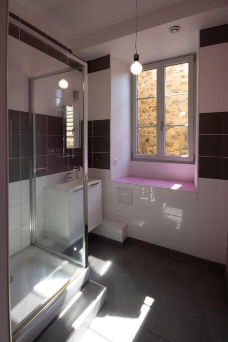 La Fontaine Neuve-Avallon-5 Personnes-1 Chambre-3 Lits-Parking-Wifi Ngoại thất bức ảnh